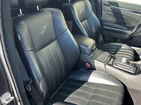 Used 2023 Chrysler 300 S RWD image 22