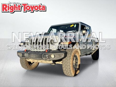 Used 2023 Jeep Gladiator Mojave AWD/4WD image 1