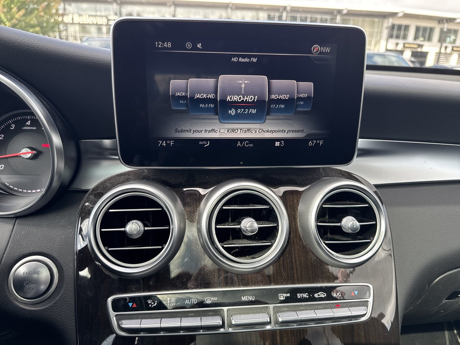 Used 2017 Mercedes-Benz GLC 300 4MATIC image 19