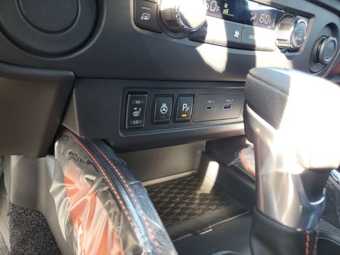 New 2026 Nissan Frontier Pro-X w/ Pro-X Convenience Package image 15