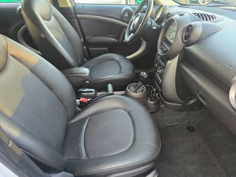 Used 2012 MINI Cooper Countryman FWD image 15