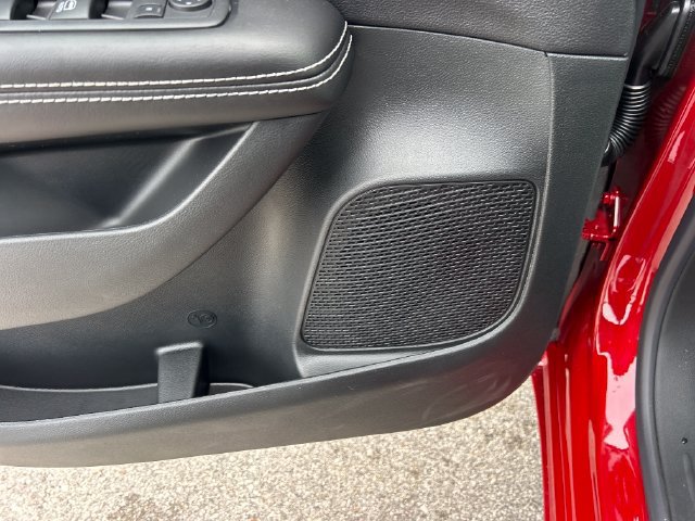 New 2026 Chrysler Pacifica Select FWD image 34