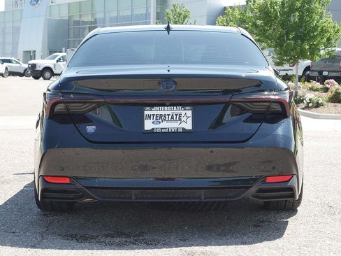 Used 2021 Toyota Avalon Limited w/ Advanced Safety Package FWD image 4