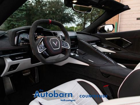 Used 2023 Chevrolet Corvette Stingray Premium Conv RWD image 19
