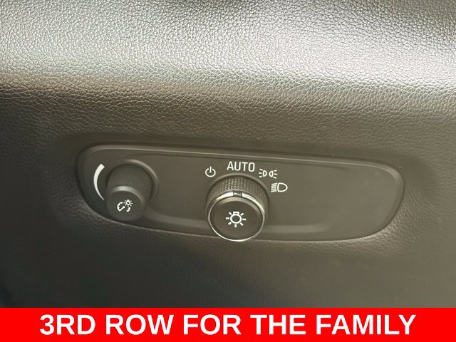 Used 2023 Chevrolet Traverse LS FWD image 20