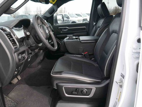 Certified 2025 RAM 1500 Laramie image 31