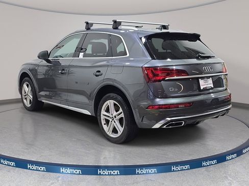 Used 2023 Audi Q5 e Premium w/ Convenience Package image 8
