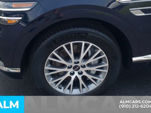 Used 2025 Genesis GV80 2.5T Standard AWD/4WD image 14
