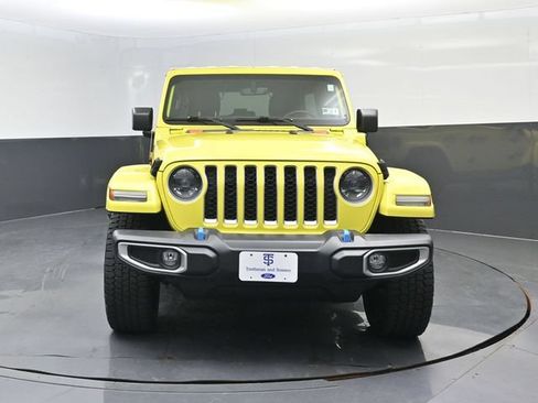 Used 2023 Jeep Wrangler Unlimited Sahara w/ Cold Weather Group AWD/4WD image 20