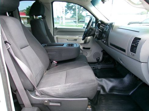 Used 2013 Chevrolet Silverado 3500 W/T w/ Snow Plow Prep Package AWD/4WD image 15