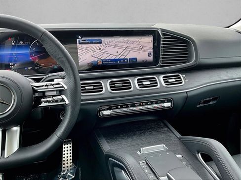 New 2026 Mercedes-Benz GLS 450 GLS 450 image 9