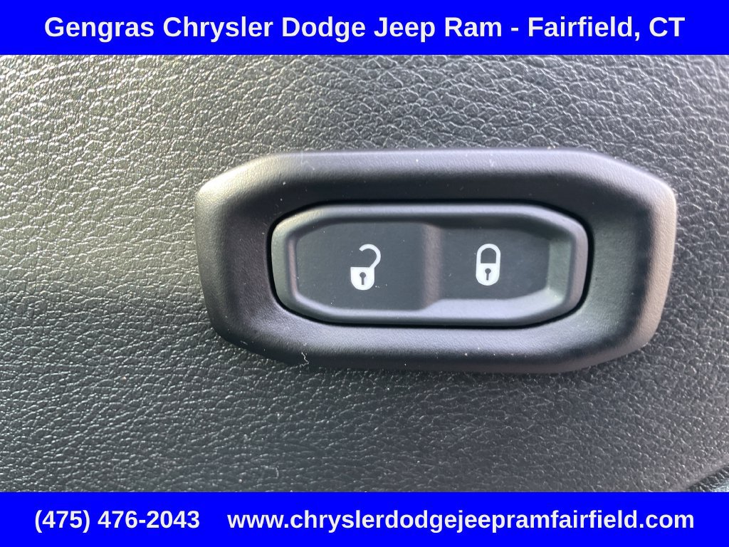 Used 2020 Jeep Wrangler Unlimited Sport S AWD/4WD image 18