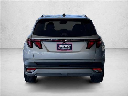 Used 2025 Hyundai Tucson SEL FWD image 9