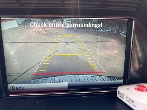 Used 2015 Mercedes-Benz GLK 350 2WD image 24