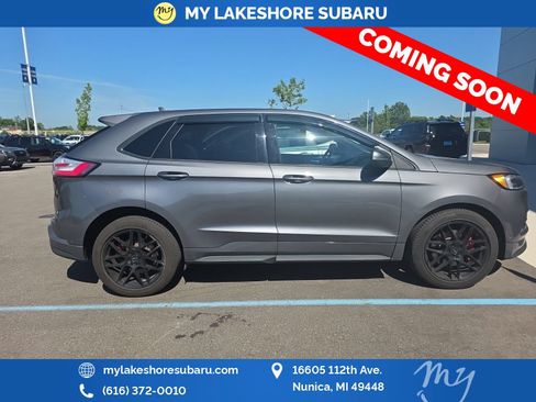 Used 2022 Ford Edge ST w/ Equipment Group 401A AWD/4WD image 11