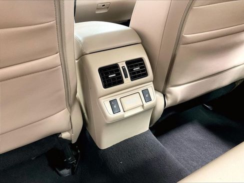 Used 2018 Subaru Legacy 2.5i Limited AWD/4WD image 28