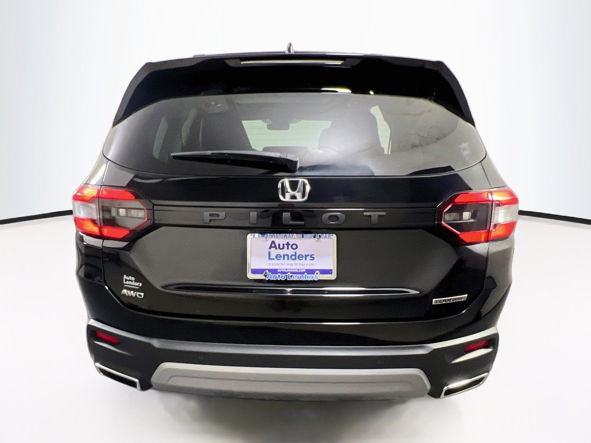 Used 2023 Honda Pilot Touring image 6