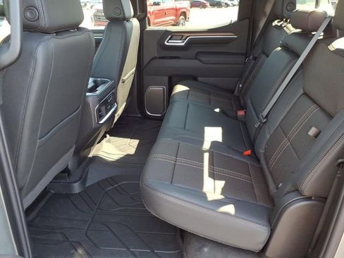 New 2026 Chevrolet Silverado 1500 High Country AWD/4WD image 9