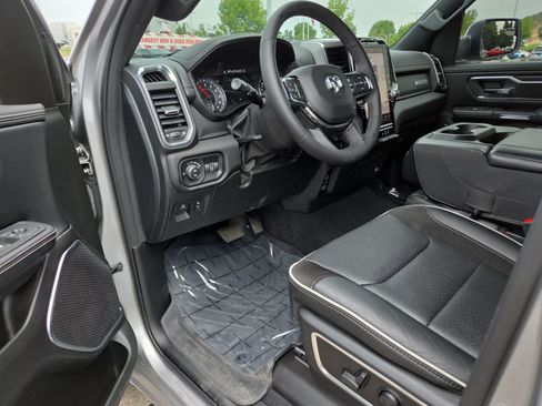 Certified 2025 RAM 1500 Laramie AWD/4WD image 10