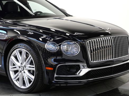 Used 2023 Bentley Flying Spur Hybrid -Touring Specification, image 44