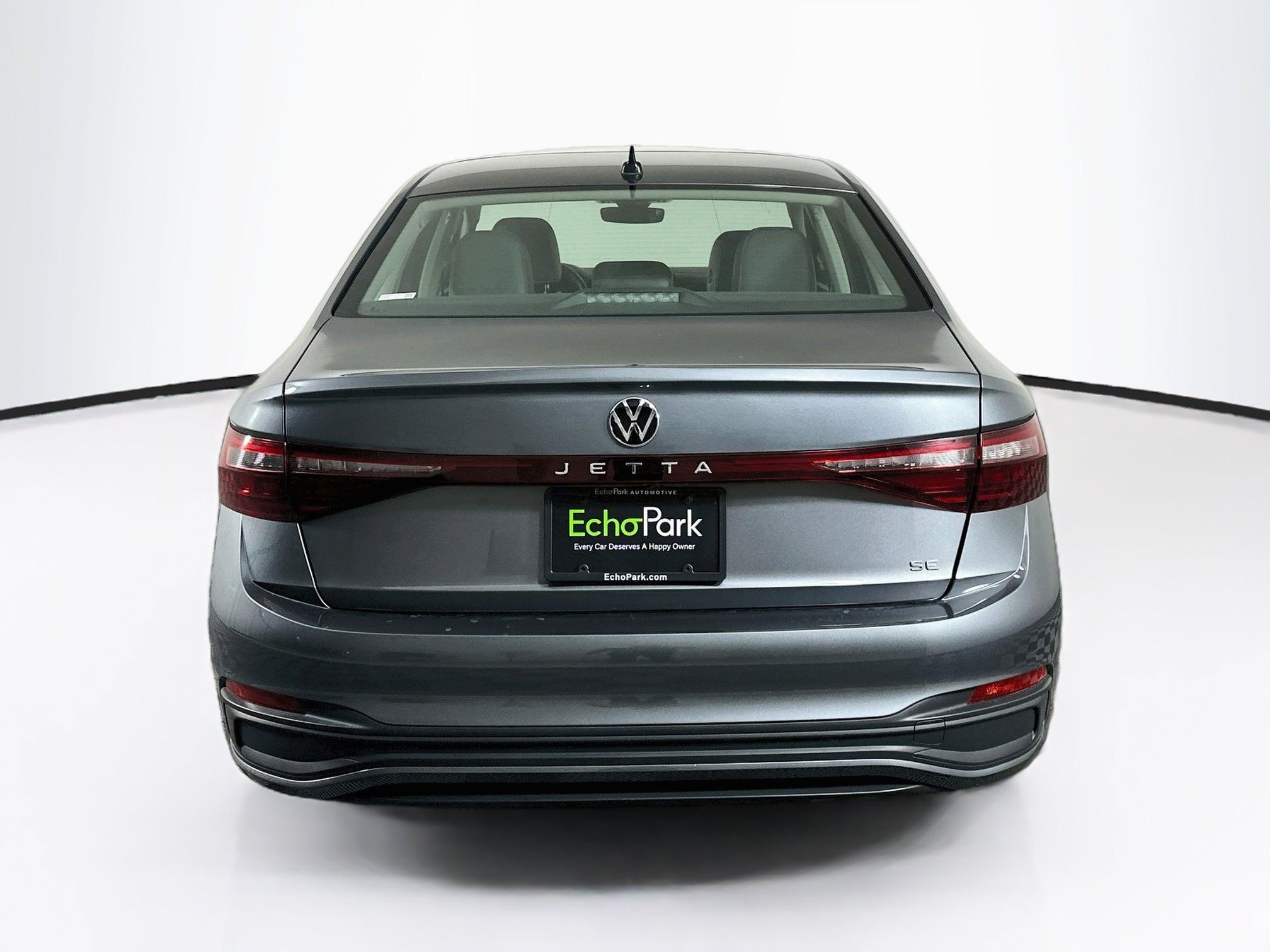 Used 2025 Volkswagen Jetta SE FWD image 7