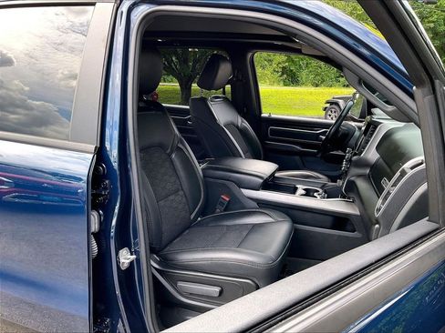 Used 2022 RAM 1500 Big Horn AWD/4WD image 11