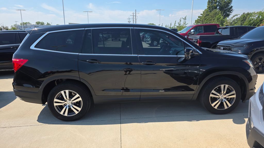 Used 2017 Honda Pilot EX-L image 6