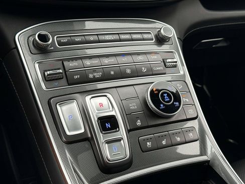 Certified 2023 Hyundai Santa Fe Limited AWD/4WD image 7