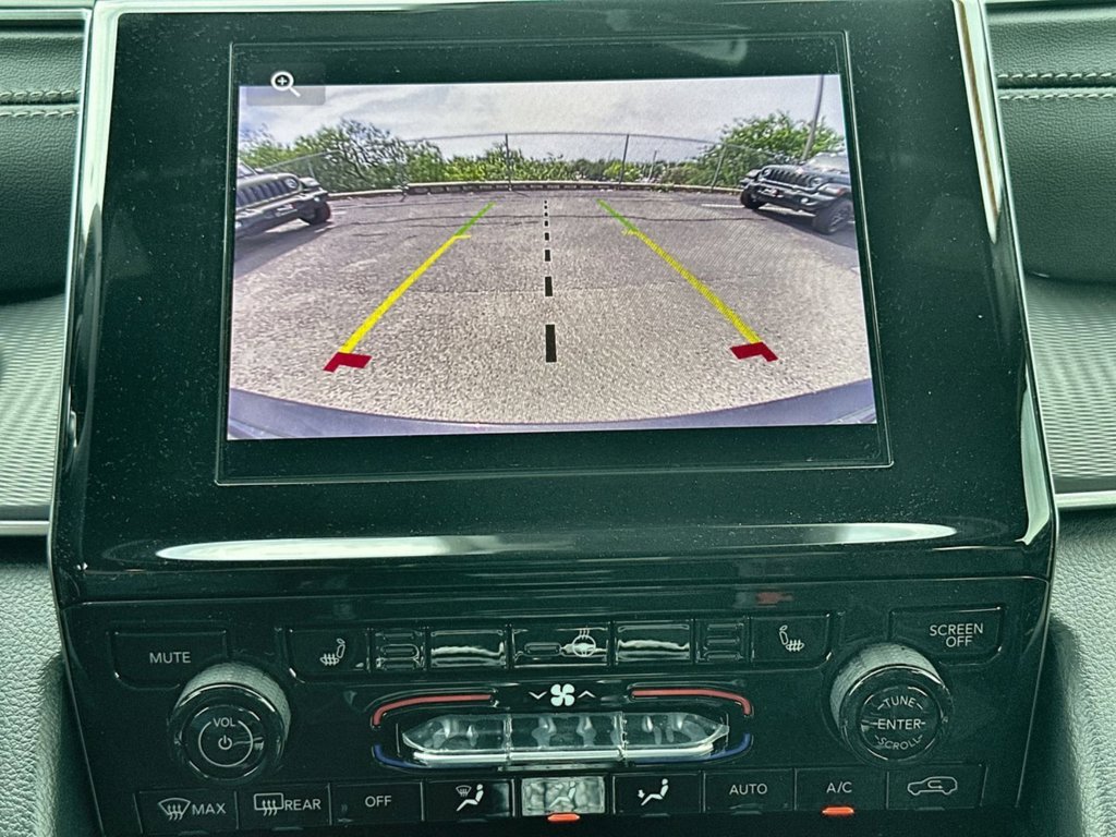 New 2025 Jeep Grand Cherokee Altitude RWD image 20