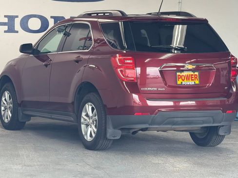 Used 2017 Chevrolet Equinox LT w/ Convenience Package image 5