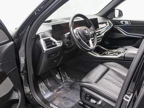 Used 2025 BMW X5 xDrive50e AWD/4WD image 21