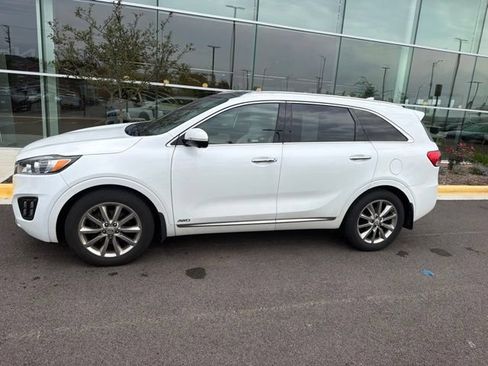 Used 2016 Kia Sorento SX w/ SXL Technology Package AWD/4WD image 3