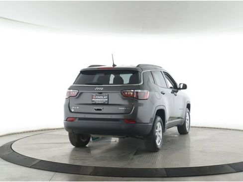 Used 2019 Jeep Compass Sport w/ Cold Weather Group AWD/4WD image 7