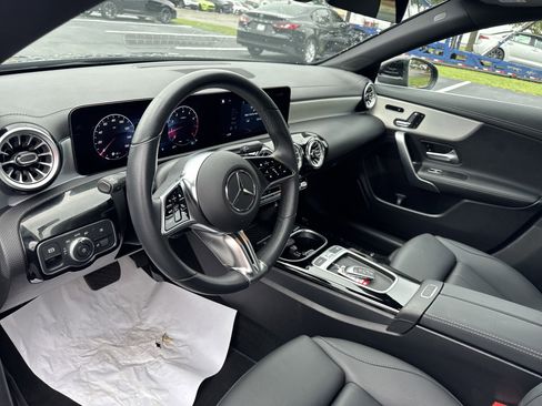 Used 2024 Mercedes-Benz CLA 250 image 13