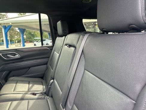 Used 2023 Chevrolet Suburban LT image 38