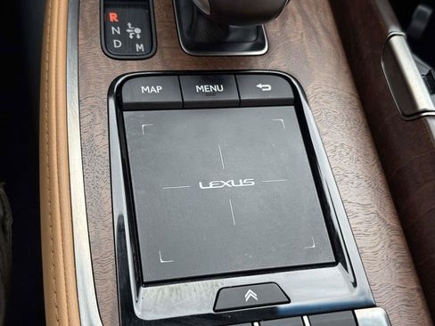 Used 2022 Lexus LS 500 AWD w/ Accessory Package (Z1) image 23