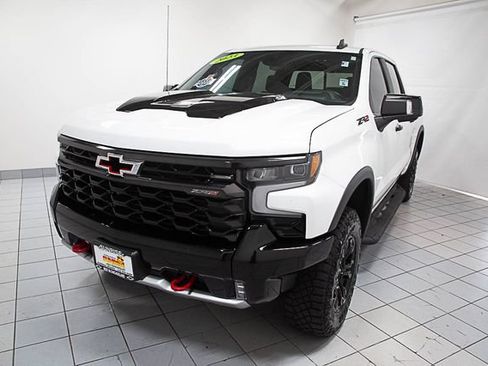 Certified 2023 Chevrolet Silverado 1500 ZR2 w/ Technology Package AWD/4WD image 1