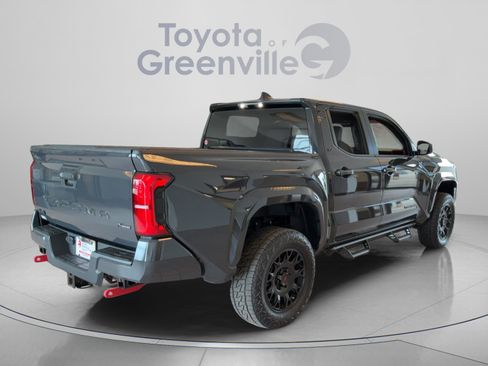 Used 2025 Toyota Tacoma SR5 AWD/4WD image 6