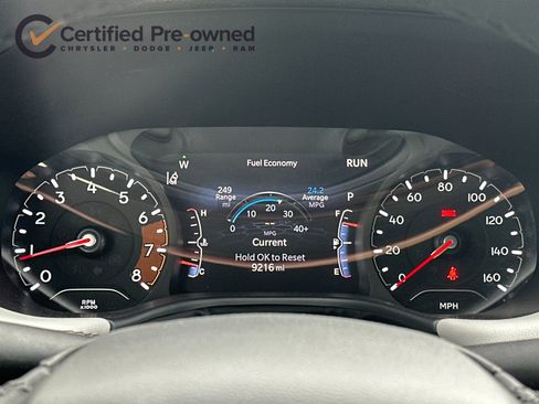 Used 2024 Jeep Compass Limited image 25