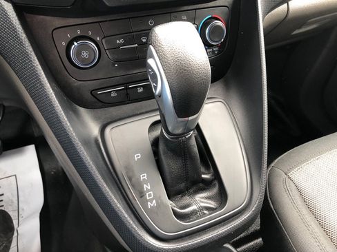 Used 2020 Ford Transit Connect XL FWD image 25
