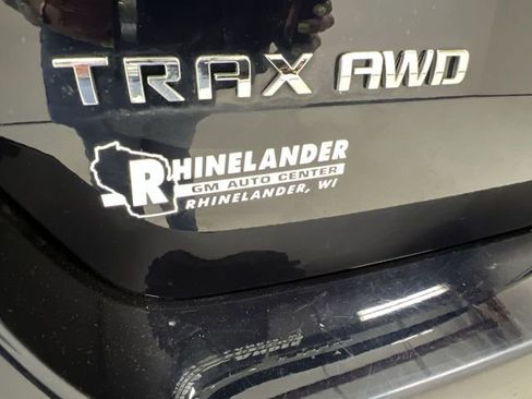 Used 2021 Chevrolet Trax LS w/ Tint and Cruise Package AWD/4WD image 28