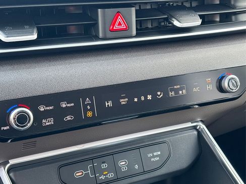 New 2026 Kia Carnival SX image 23