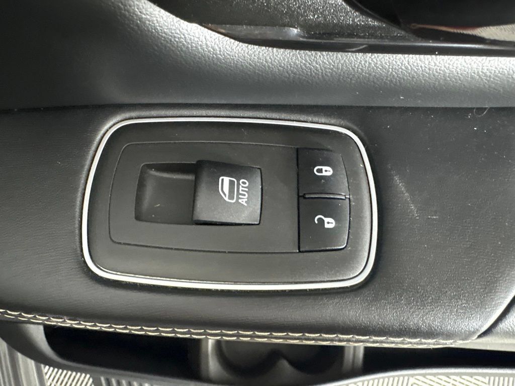 Used 2022 RAM 1500 Limited w/ Trailer Tow Group AWD/4WD image 41