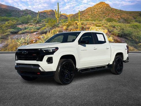 Used 2025 Chevrolet Colorado Z71 w/ Z71 Convenience Package 2 image 7