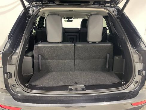 Used 2025 Mitsubishi Outlander AWD image 5