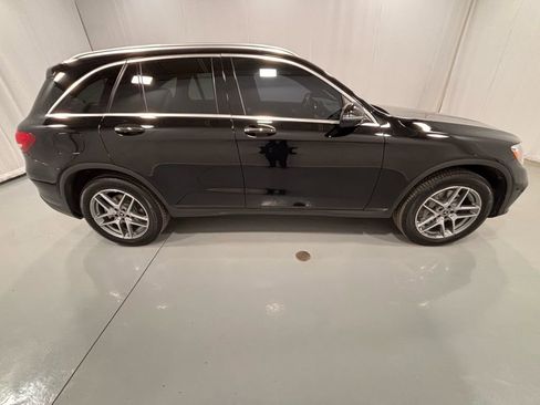 Used 2018 Mercedes-Benz GLC 300 4MATIC image 5