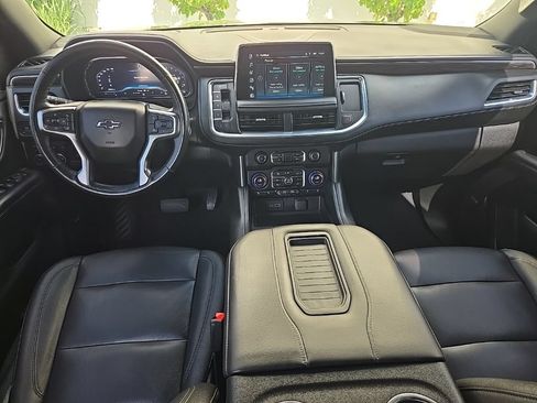 Used 2022 Chevrolet Tahoe Z71 w/ Z71 Off-Road Package AWD/4WD image 42