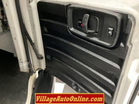 Used 2021 Chevrolet Express 2500 Extended w/ Driver Convenience Package RWD image 21