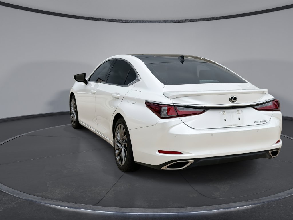 Used 2024 Lexus ES 350 Ultra Luxury w/ Accessory Package (Z2) FWD image 10