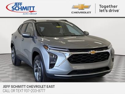 Certified 2025 Chevrolet Trax LT w/ Driver Confidence Package
